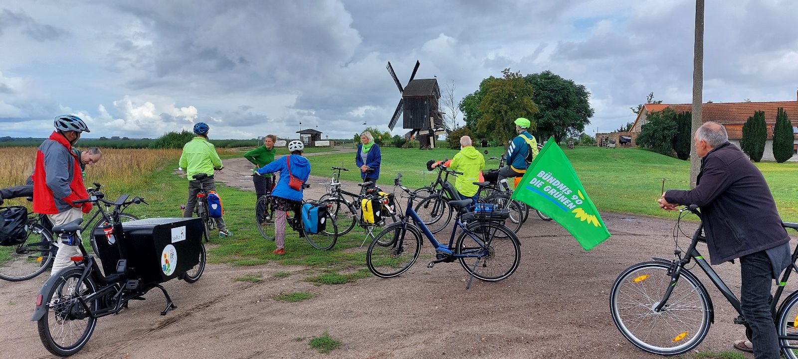 Radtour_Stop-an-der-Muehle