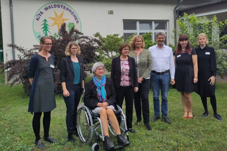 Nonnemacher bei den Waldsternchen